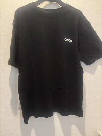 9090 블랙 반팔 티셔츠 L 사이즈