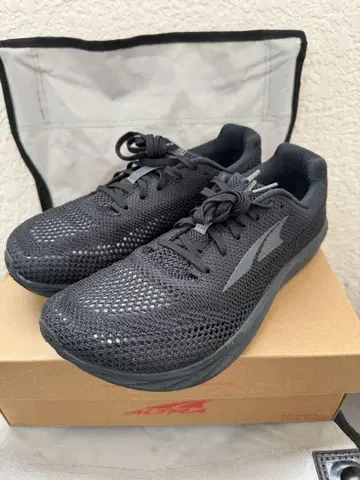 ALTRA ESCALANTE RACER 2 us9.5 27.5cm