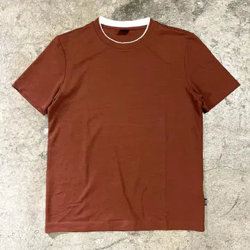 HUGO BOSS 휴고보스 T셔츠 사이즈 S 브라운 반팔