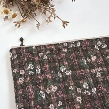 리버티 퀼트 플랫 파우치 마리아 체크 핑크