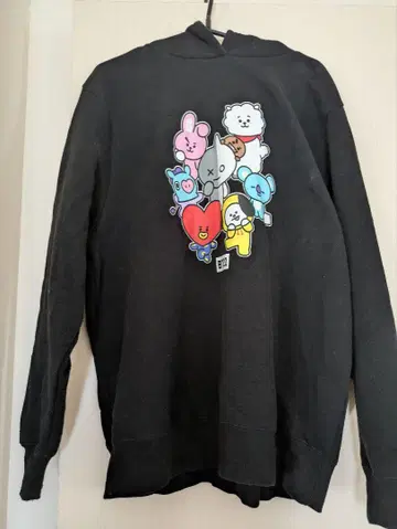 BT21 캐릭터 후드티 블랙