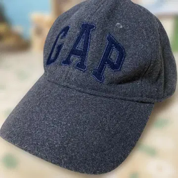 GAP 플리스 소재 캡