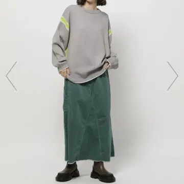 [니코앤드] 호니요콜 페인터 스커트 그린 코듀로이