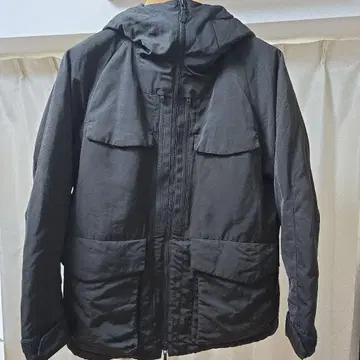 UNIQLO White Mountaineering 블랙 다운 자켓