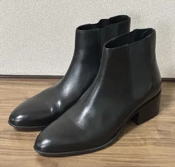 [ 27cm ] [ ZARA ] 가죽 힐 부츠