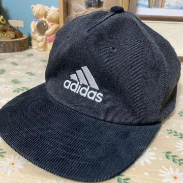 adidas 다크 그레이 코듀로이 캡