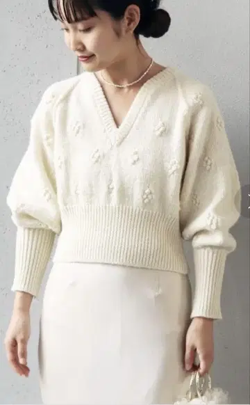 EDIT.FOR LULU 플라워 모티브 퍼프 슬리브 풀오버 니트