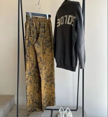 GOLDEN GOOSE 팬츠