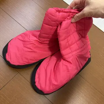 새상품급 발레 웜업 부츠 Quilted Short booties