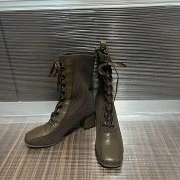 키다리 아저씨 브라운 레이스업 부츠