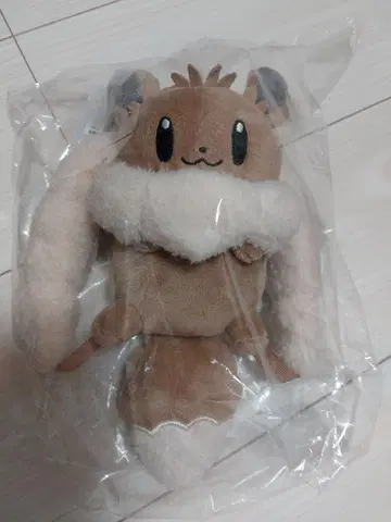 포켓몬 버튼의 이브이 백팩형 파우치 포켓몬 센터