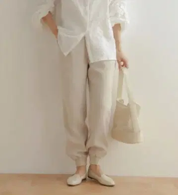 미사용 새상품 URBAN RESEARCH DOORS 조거 팬츠
