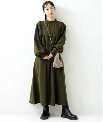 사우전드마일 퍼프 슬리브 롱 원피스
