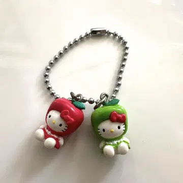 헬로키티 사과 모자 키링