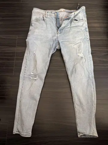 ZARA 데미지 데님 팬츠 사이즈 32