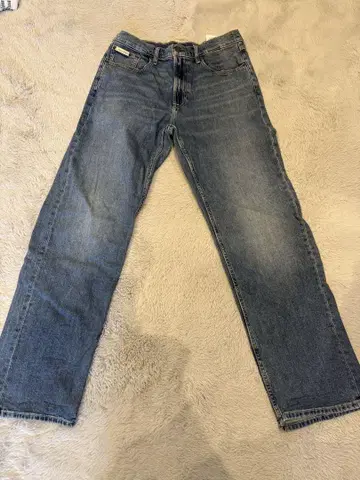 캘빈클라인 진 데님 32인치