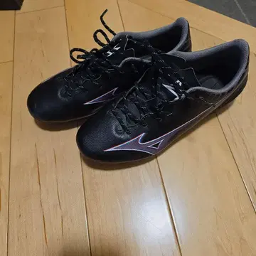 [ 가격 인하 가능 ] Mizuno Alpha 축구화 블랙