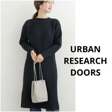 URBAN RESEARCH DOORS 리브 절개 니트 원피스