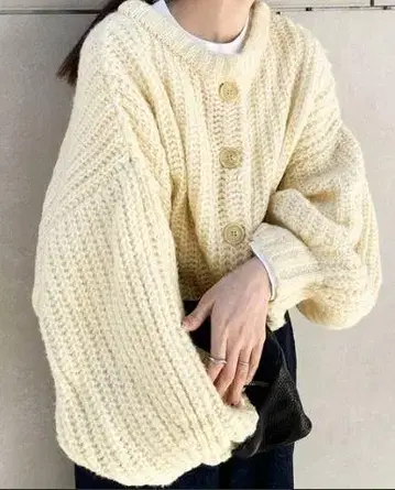 볼륨 슬리브 오버 가디건