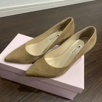 다이애나 스웨이드 펌프스 23.5