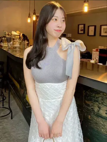원숄더 리본 슬리브리스 상의