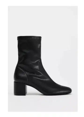 [ 미사용 새상품 ] ZARA*소프트 블록 힐 숏부츠*36 블랙