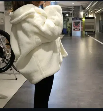 테디 코트 베어 보아 코트 화이트