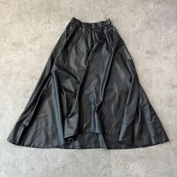 MilaOwen 인조 가죽 플레어 스커트 미라 오웬 롱 스커트