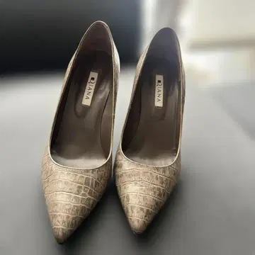 DIANA 베이지 크로커다일풍 하이힐 24.5cm