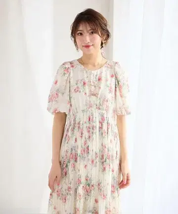 Rose Tiara 로즈 프린트 원피스