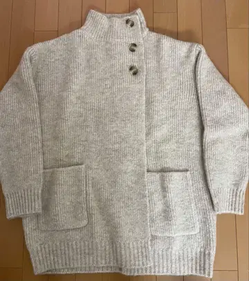 새상품 택 포함 ZARA 니트 XS S 베이지