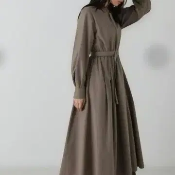 내추럴 뷰티 베이직 노블 플레어 셔츠 원피스 M 사이즈