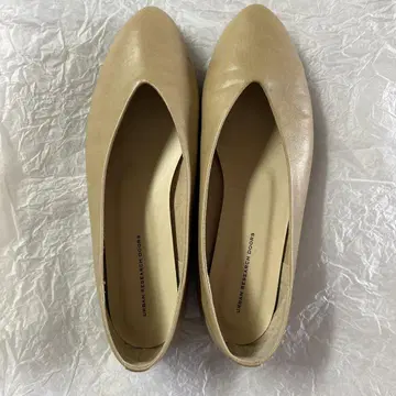[ 새상품급 ] URBAN RESEARCH DOORS V컷 플랫슈즈