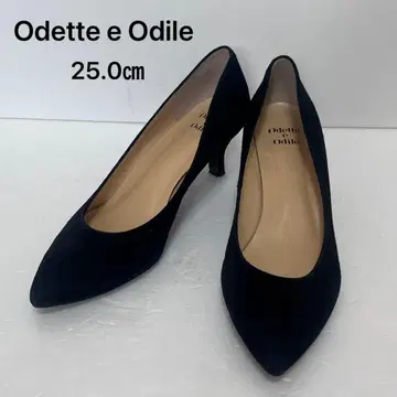 오데뜨 앤 오딜 25cm 스틸레토 스웨이드 펌프스 블랙