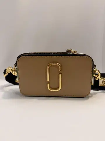 새상품급 MARC JACOBS 스냅샷 숄더백
