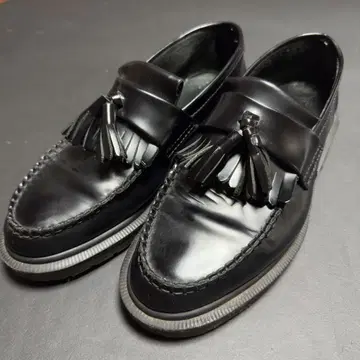 Dr.Martens 태슬 로퍼 블랙 UK6 25cm
