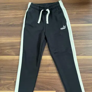 Puma 블랙 스웨트 팬츠