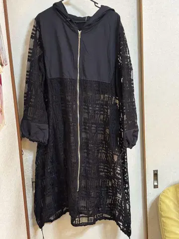 미사용 새상품 후드 부착 스타일리시 롱 겉옷 블랙