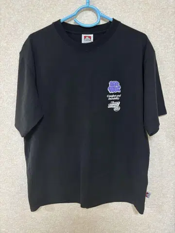 블랙 T셔츠 그래픽 프린트