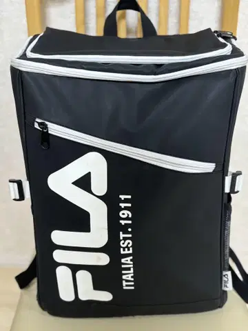 FILA 블랙 백팩
