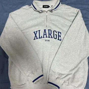 XLARGE] STRIPED RIB HALF ZIP SWEATSHIRT