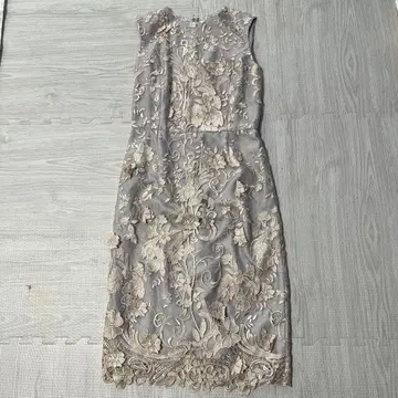 미사용급 그레이스 콘티넨탈 멀티 자수 타이트 원피스