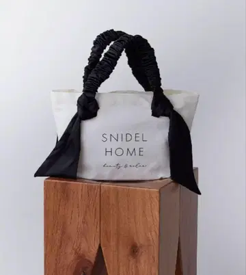 SNIDEL HOME 프릴 핸들 토트백