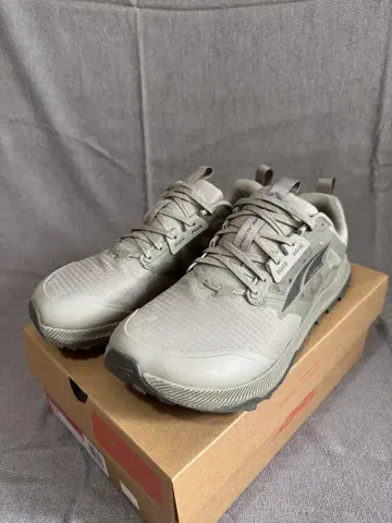 ALTRA 론피크8 남성용 27.5cm
