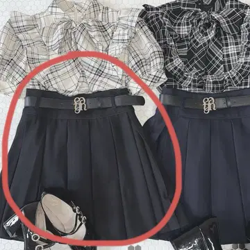 에블린 블랙 플리츠 미니 스커트