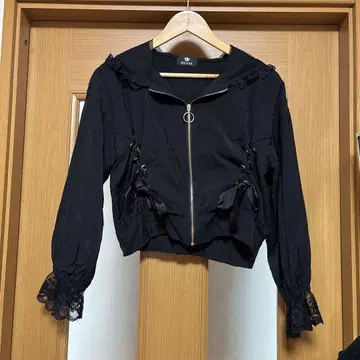 로지타 볼레로 기장 후드티