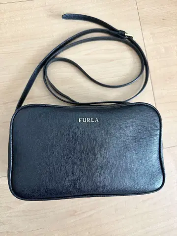 FURLA 훌라 숄더백 블랙