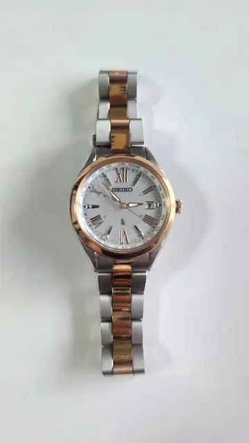 SEIKO 루키아 손목시계 1B35-0AW0 전파 솔라 티타늄
