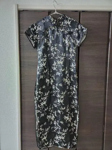 꽃무늬 차이나 드레스 블랙 반팔