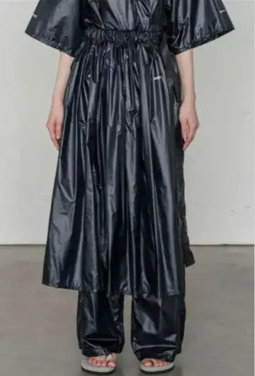 HYKE PERTEX WRAP SKIRT